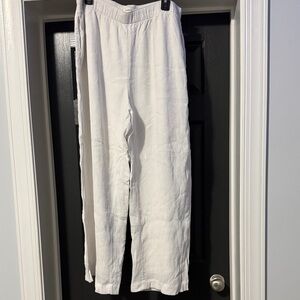 Abercrombie & Fitch Women's White Chinos